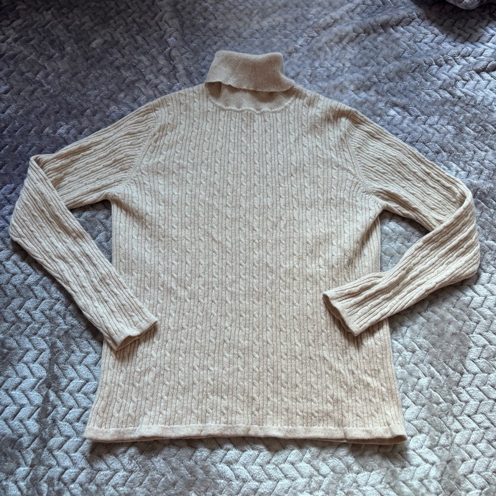 ⭐️⭐️⭐️Women’s Pursuits LTD 100% CASHMERE sweater neutral cream size medium